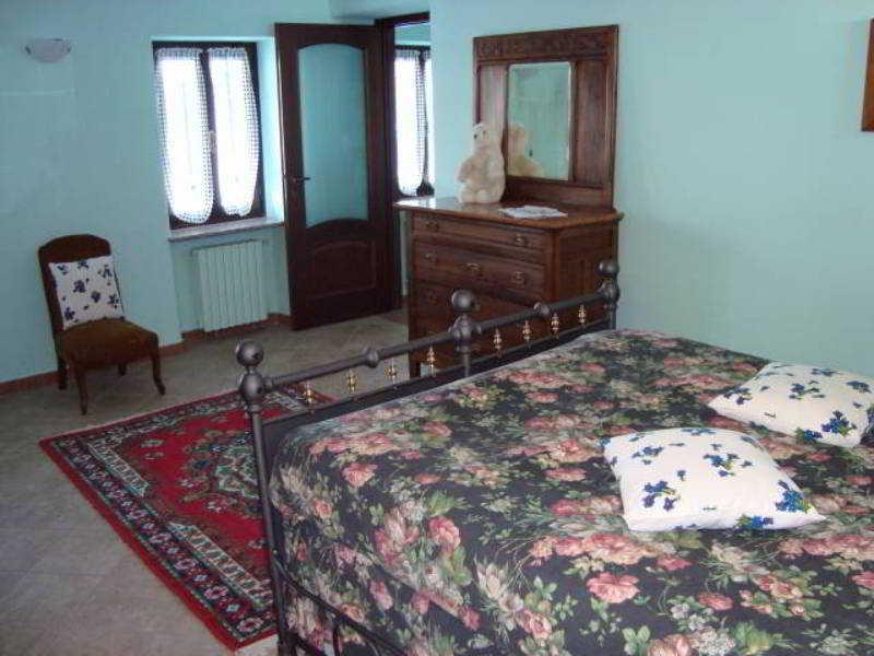 Bed and Breakfast Al Mobile Antico Camerano Casasco Exterior foto